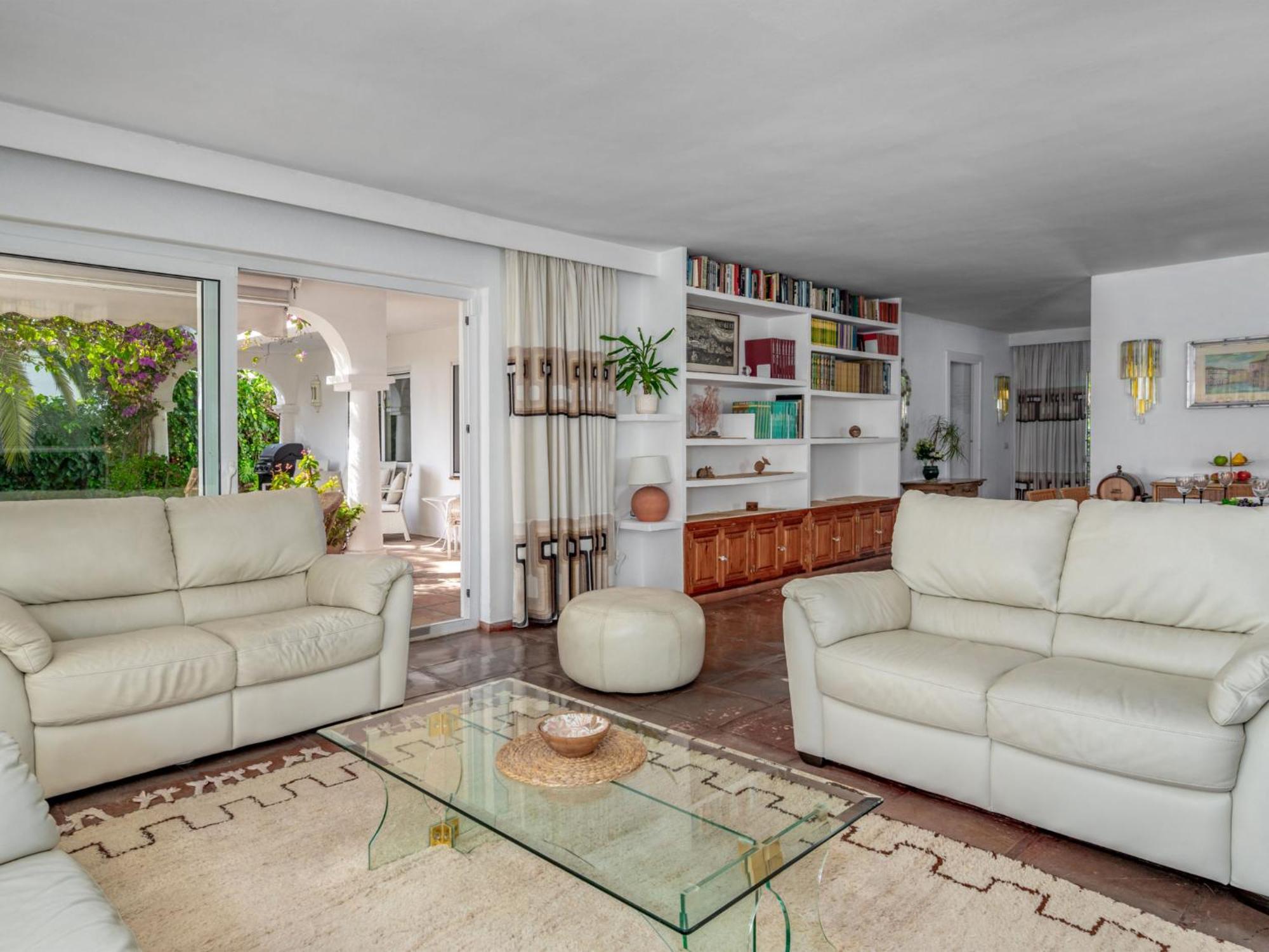 Alcornoque By Interhome * Marbella